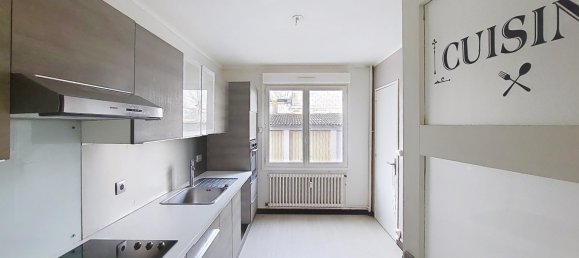 3 Schlafzimmer Wohnung in Chalons-en-Champagne, France, Nr. 59843 8