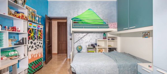 Квартира с 3 спальнями в Фьюмичино, Италия № 360612 4