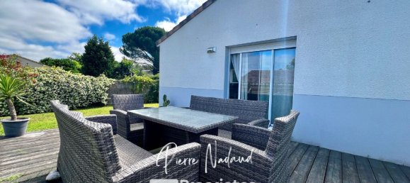 Casa de 3 dormitorios en Libourne, France No. 96040 4