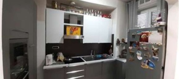 4-salle Appartement à Busto Arsizio, Italy No. 185536 4