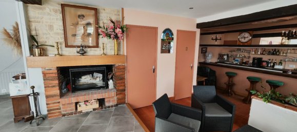 2 bedrooms House in Lisieux, France No. 293185 8