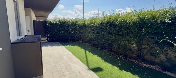 3 bedrooms Apartment in Foligno, Italy No. 364706 2