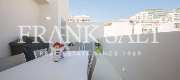 1 chambre Penthouse à Sliema, Malta No. 5220 13