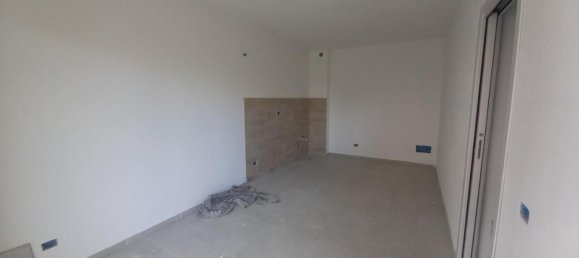 Apartamento de 3 divisões em Pontedera, Italy N.º 117264 4