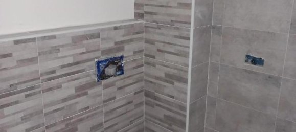 Apartamento de 3 divisões em Pontedera, Italy N.º 117264 10