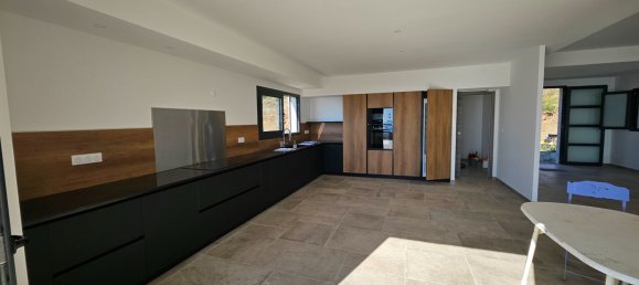 5 Schlafzimmer Villa in Bastia, France, Nr. 93505 3