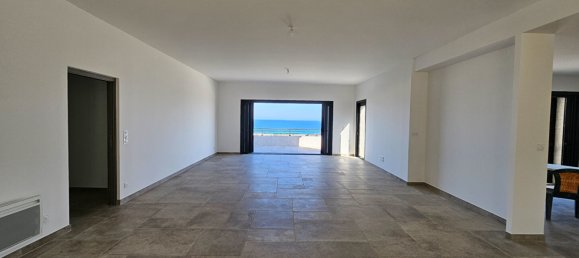 5 Schlafzimmer Villa in Bastia, France, Nr. 93505 10