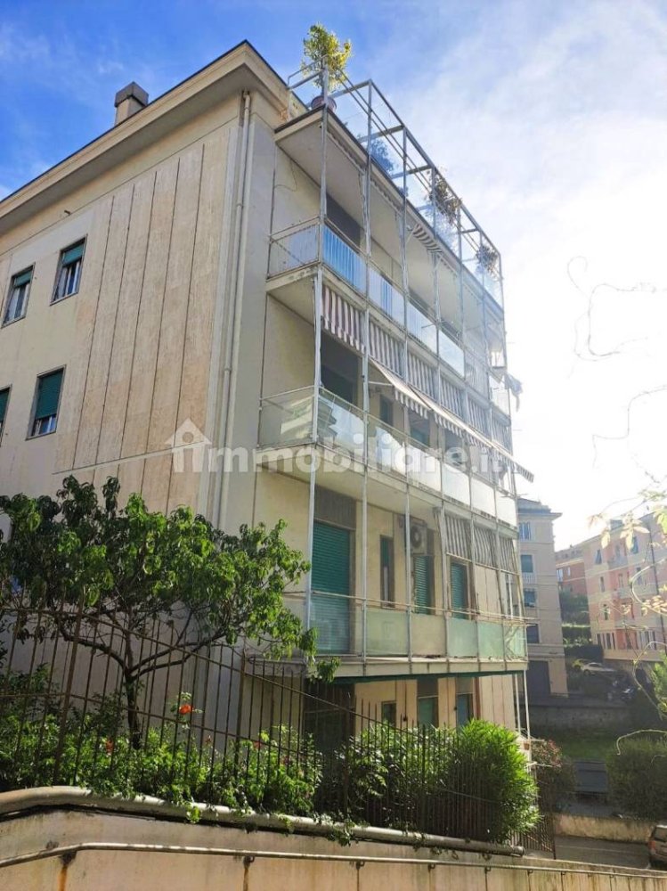 2 غرف نوم شقة في Genoa, Italy رقم 352401