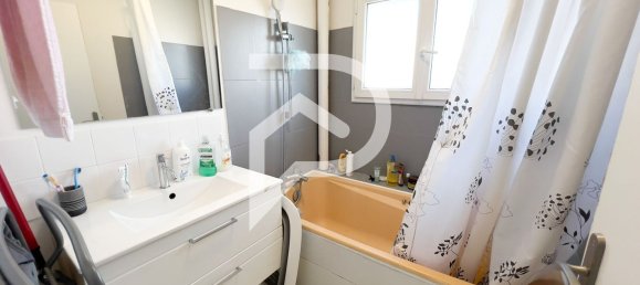 2 bedrooms Apartment in Drancy, France No. 138513 5