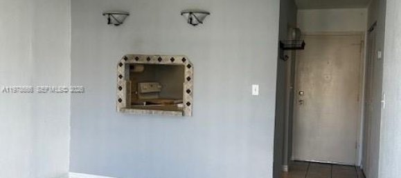 1 Schlafzimmer Gewerbliche Immobilien in Miami, USA, Nr. 615080 8