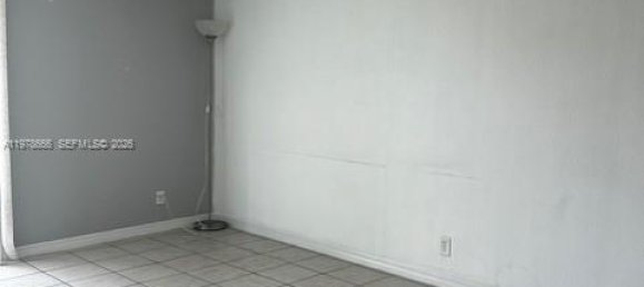 1 Schlafzimmer Gewerbliche Immobilien in Miami, USA, Nr. 615080 9