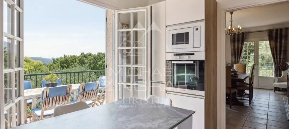 5 bedrooms Villa in Grasse, France No. 293349 8