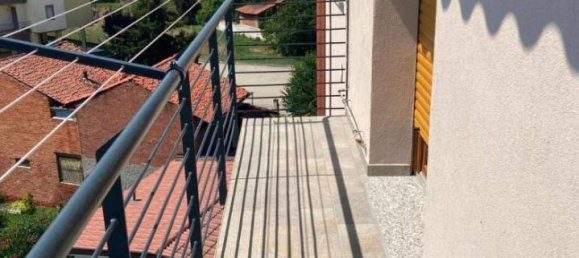 Квартира с 3 комнатами в Бра, Италия № 33463 10