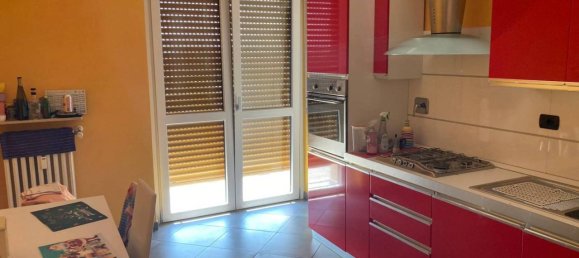 Квартира с 3 комнатами в Бра, Италия № 33463 8