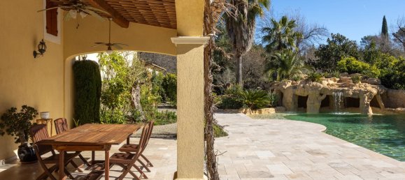 6 bedrooms Villa in Roquefort-les-Pins, France No. 38284 8