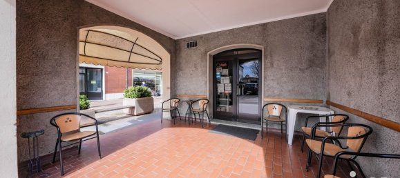 264m² Commercial property in Fiscaglia, Italy No. 229702 2