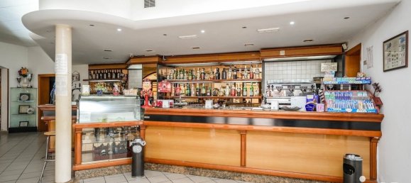 264m² Commercial property in Fiscaglia, Italy No. 229702 5