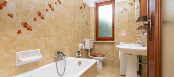 3 rooms Apartment in Paesana, Italy No. 260552 13