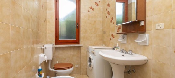 3 rooms Apartment in Paesana, Italy No. 260552 12