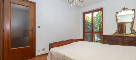 3 rooms Apartment in Paesana, Italy No. 260552 8
