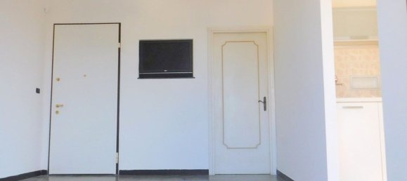 3-Zimmer Wohnung in Varazze, Italy, Nr. 181870 12