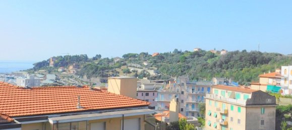 3-Zimmer Wohnung in Varazze, Italy, Nr. 181870 18