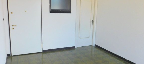 3-Zimmer Wohnung in Varazze, Italy, Nr. 181870 9