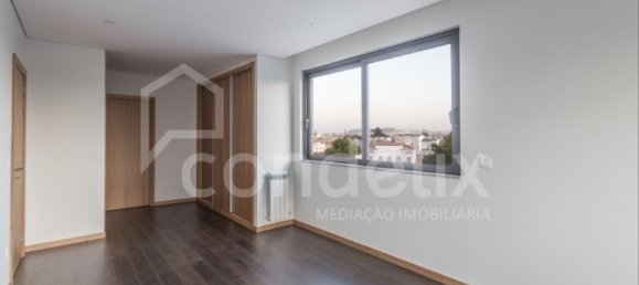 3 bedrooms Apartment in Porto, Portugal No. 138109 17