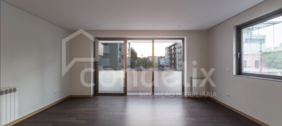 3 bedrooms Apartment in Porto, Portugal No. 138109 6