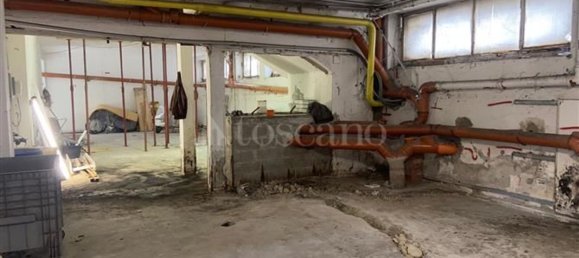 230m² Commercial property in Milan, Italy No. 274308 14
