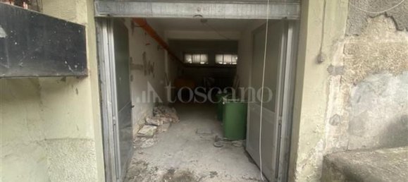 230m² Commercial property in Milan, Italy No. 274308 10