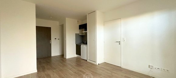 Квартира с 1 спальней в Сотрон, Франция № 99586 3