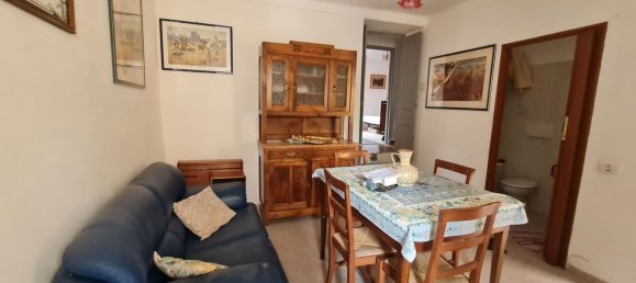 5 rooms Apartment in Imperia, Italy No. 31650 3