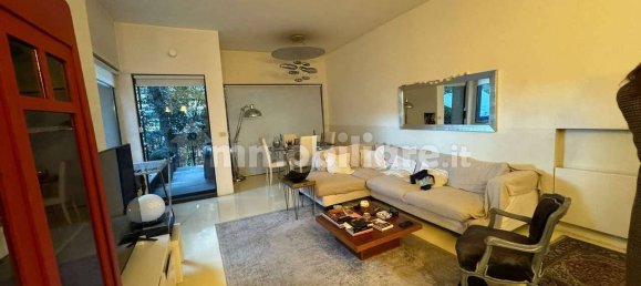 2 Schlafzimmer Wohnung in Rome, Italy, Nr. 33392 2