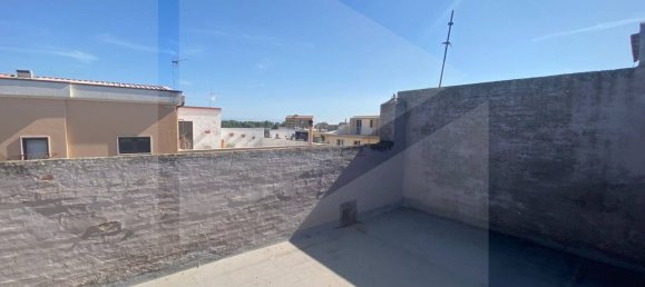 4 rooms House in Torremaggiore, Italy No. 17839 9