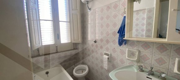 4 rooms House in Torremaggiore, Italy No. 17839 8
