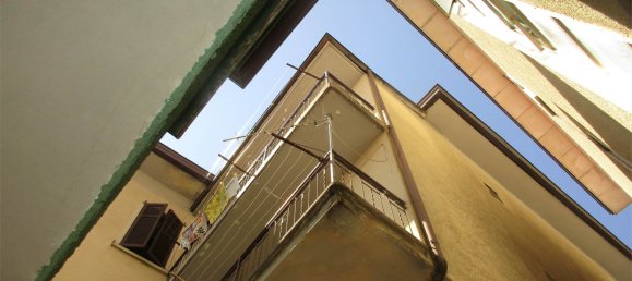 Edificio de 17 habitaciónes en Berbenno, Italy No. 324398 6