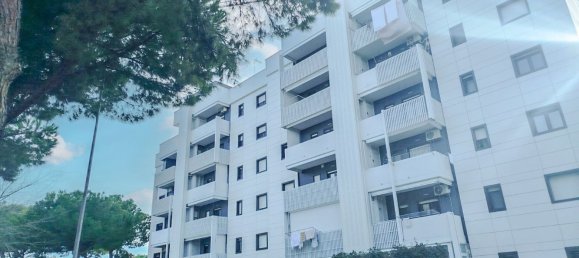 4 rooms Apartment in Barletta, Italy No. 144335 2