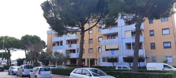 4 rooms Apartment in Barletta, Italy No. 144335 5