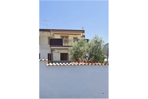 1 bedroom Villa in Anzio, Italy No. 294242