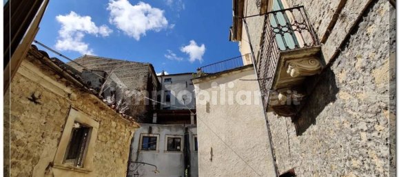 2 bedrooms Villa in Bolognano, Italy No. 85140 16