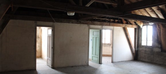 Gebäude in Suippes, France 537m², Nr. 81928 10