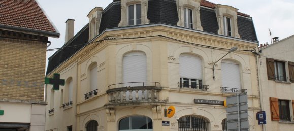 Gebäude in Suippes, France 537m², Nr. 81928 11