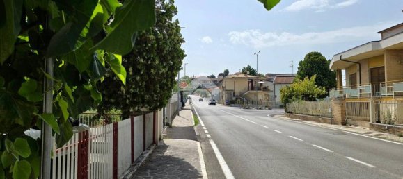 107m² Commercial property in Notaresco, Italy No. 361667 7