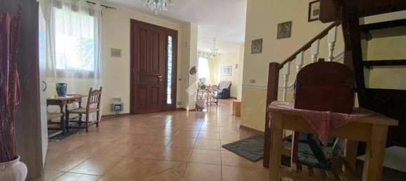 5 bedrooms Villa in Agna, Italy No. 102267 2