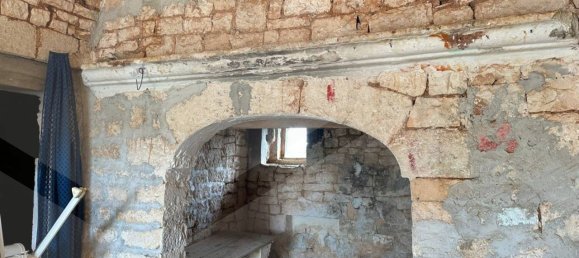 4 bedrooms House in Monopoli, Italy No. 30766 8