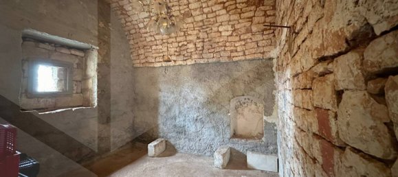 4 bedrooms House in Monopoli, Italy No. 30766 7