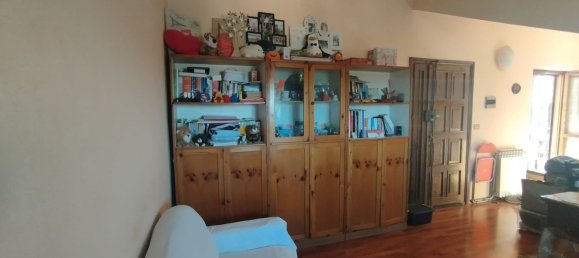 Квартира с 2 комнатами в Рим, Италия № 34372 2