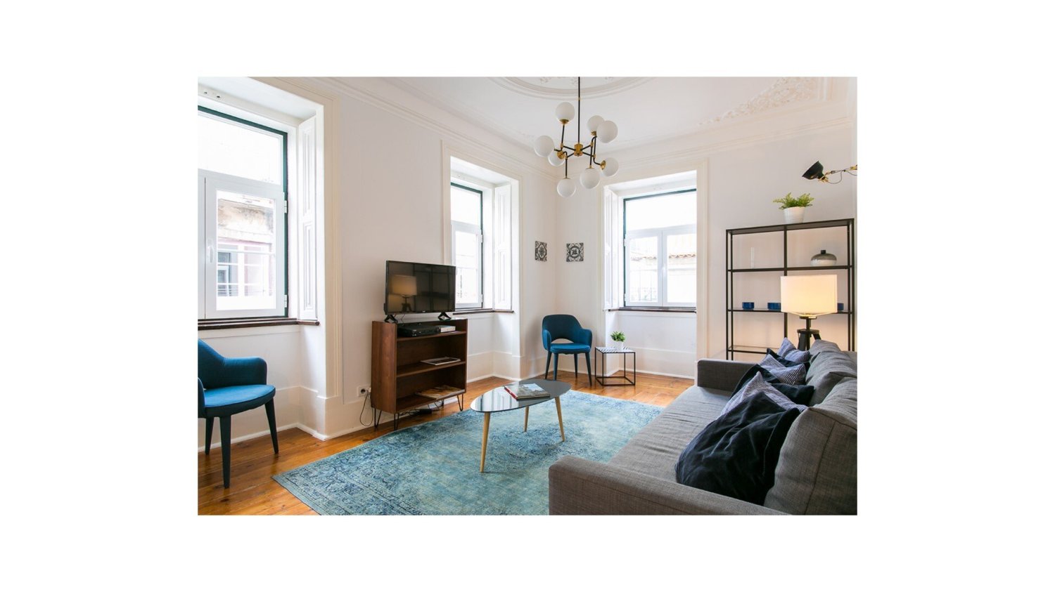 Квартира с 2 спальнями в Лиссабон, Португалия № 265428