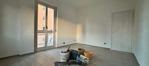 2 rooms Apartment in Rozzano, Italy No. 216944 4